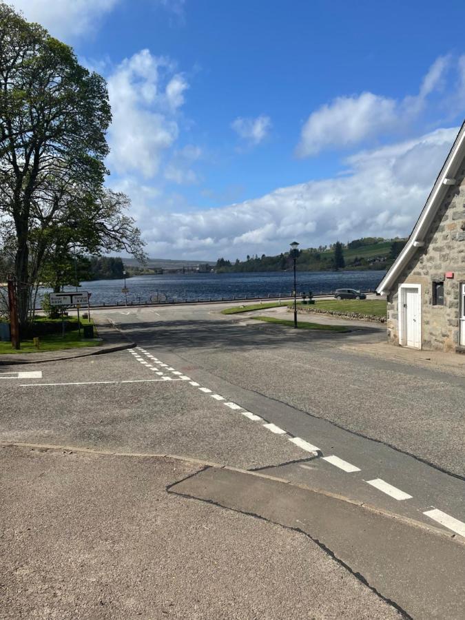 Newsagents Flat Lairg Exterior foto